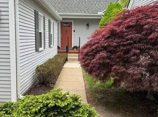 531 Heritage Dr, Ann Arbor, MI 48105