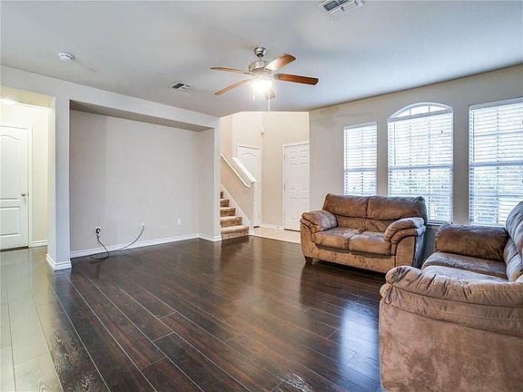 5th image of 4618 Creekview Ln