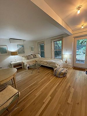 1st image of 576A Macdonough St #1