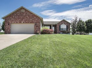 1268 Key West Dr, Edwardsville, IL 62025