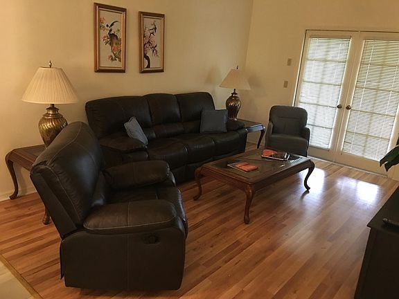 4th image of 401 E Hartford St APT 5A