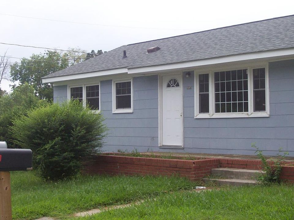 1st image of 401 Holt Ave #C