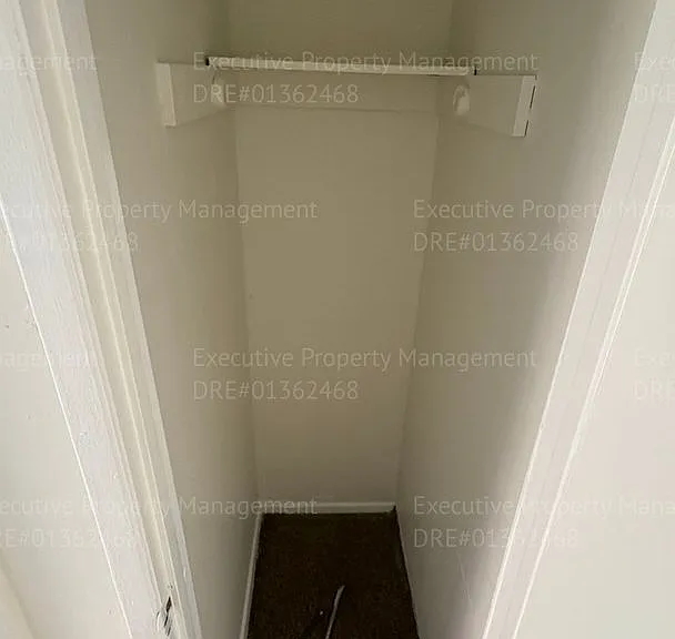 1405 Pacific St — Photo 11