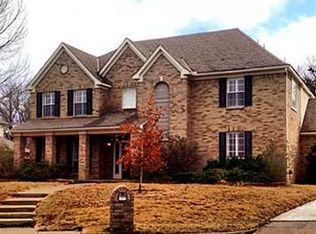 5125 River Bluff Dr, Fort Worth, TX 76132