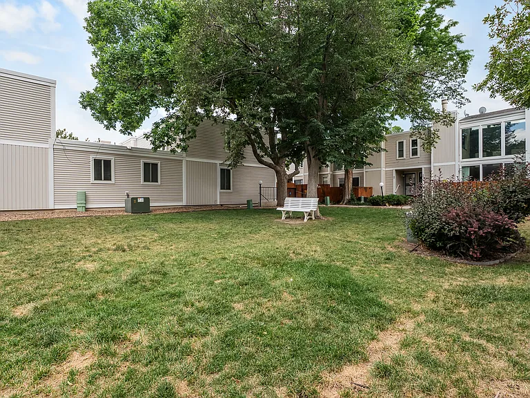 1050 S Monaco Pkwy #145 — Photo 25
