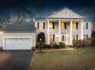 5900 Eastbluff Ct, Midlothian, VA 23112