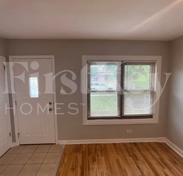 7744 Lotus Ave — Photo 2