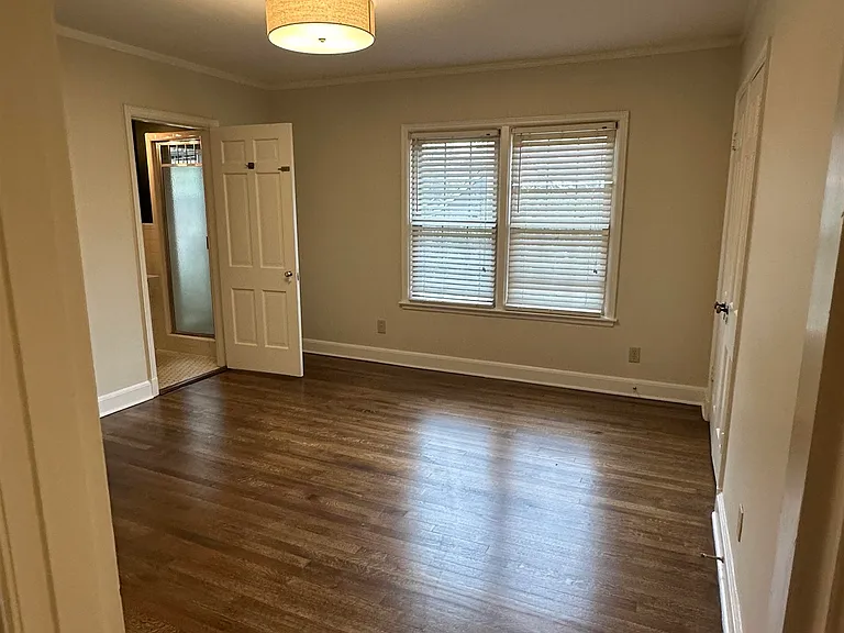 2906 Tishomingo Ln — Photo 14