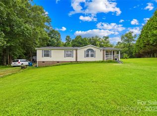 101 Titanium Dr, Statesville, NC 28625