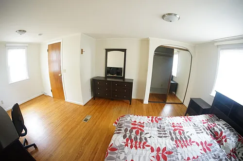 1218 Genesee St Photo 1