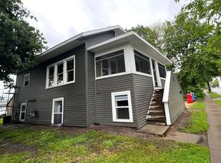 68 W Sarnia St, Winona, MN 55987