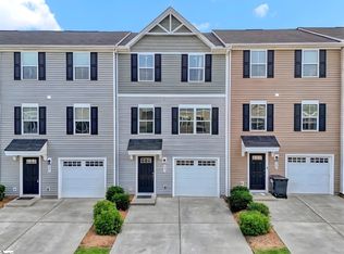 227 Coldwater Creek Ct, Simpsonville, SC 29680
