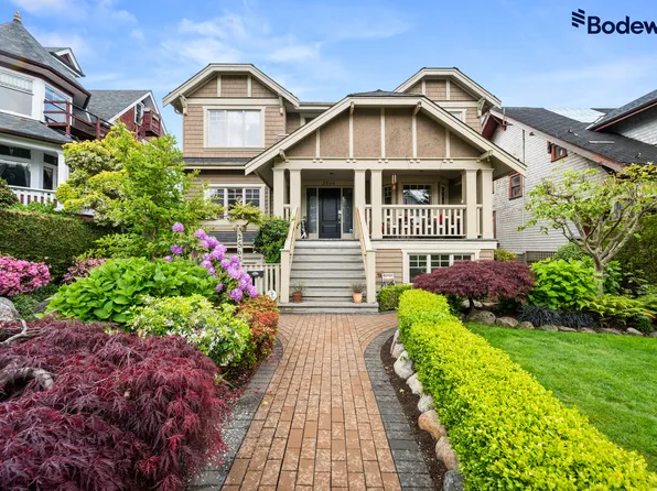 2566 W 3rd Ave, Vancouver, BC V6K 1M1