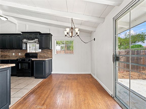 3rd image of 12739 Hartland St