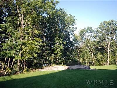 3rd image of 7 Dawson Ct