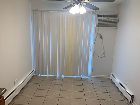 3rd image of 2500 198th St APT 2