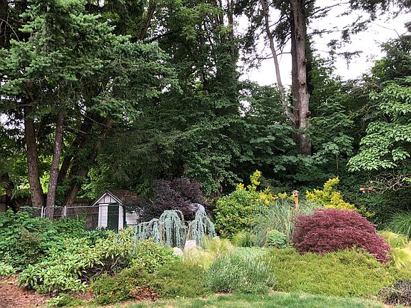 4th image of 397 NW Vancouver Ave