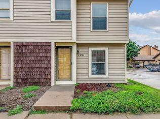 2405 S Capri St APT 1201, Wichita, KS 67210