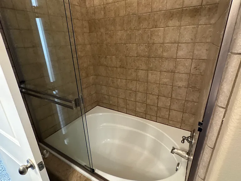 1679 Lone Oak Trl — Photo 12