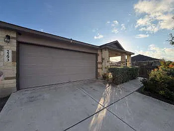 3 bed, 1368 sqft, $1,500 — Photo 4