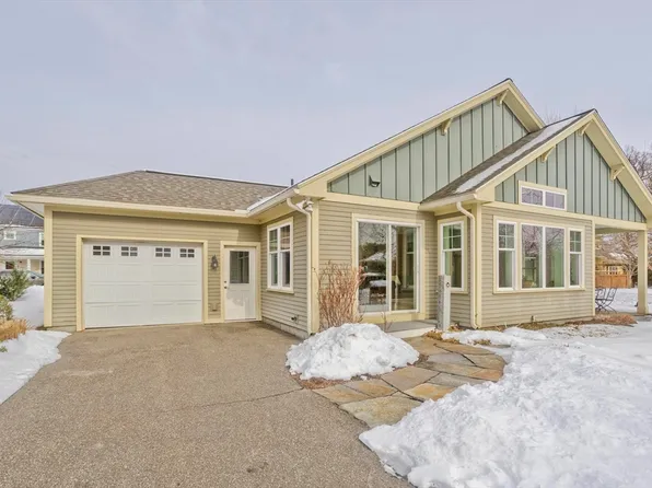 4 Ford Xing, Northampton, MA 01060