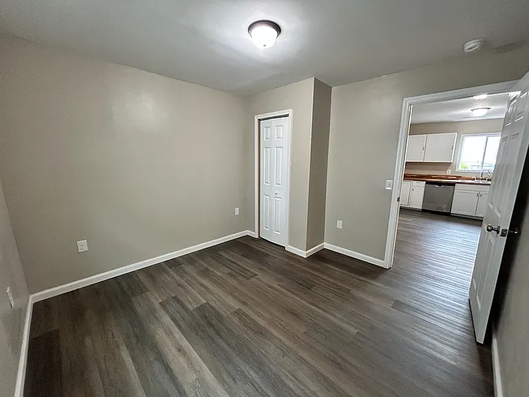 119 Kelly St #1/2 — Photo 5