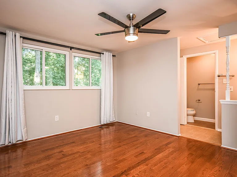 10231 Millstream Dr — Photo 12