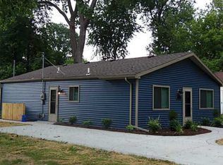 1912 Lilias Dr, Oregon, OH 43616