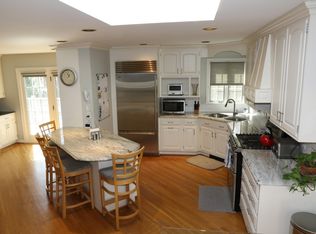 68 Laddins Rock Rd, Old Greenwich, CT 06870