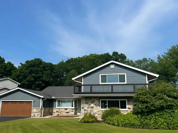 3460 North 169th STREET, Brookfield, WI 53005