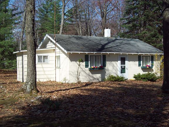2nd image of 2215 Timothy Ln