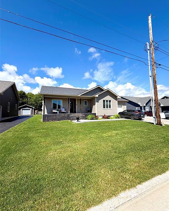 1st image of 7 Simon Drive