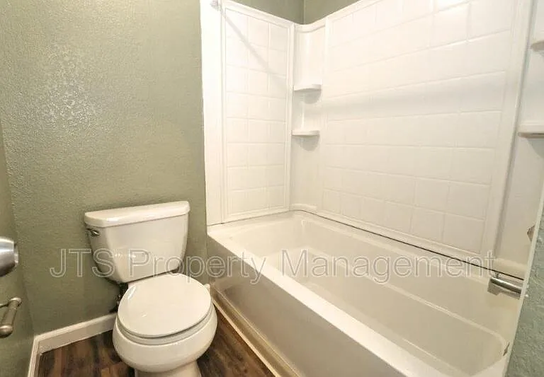 11150 Trinity River Dr #122 — Photo 22