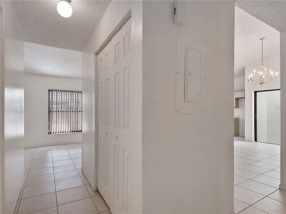5th image of 5304 Marlwood Ct