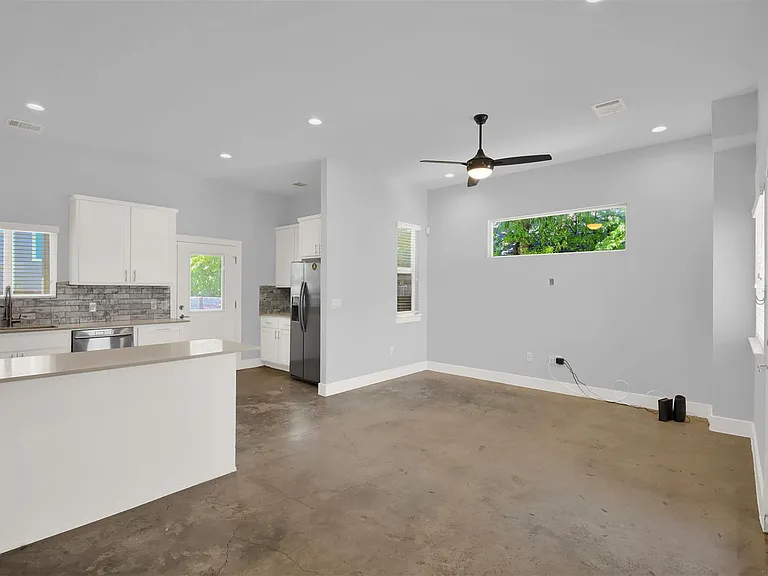 6902 Carver Ave #A — Photo 25