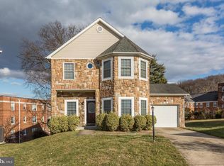 1998 Retta Gilliam Ct SE, Washington, DC 20020