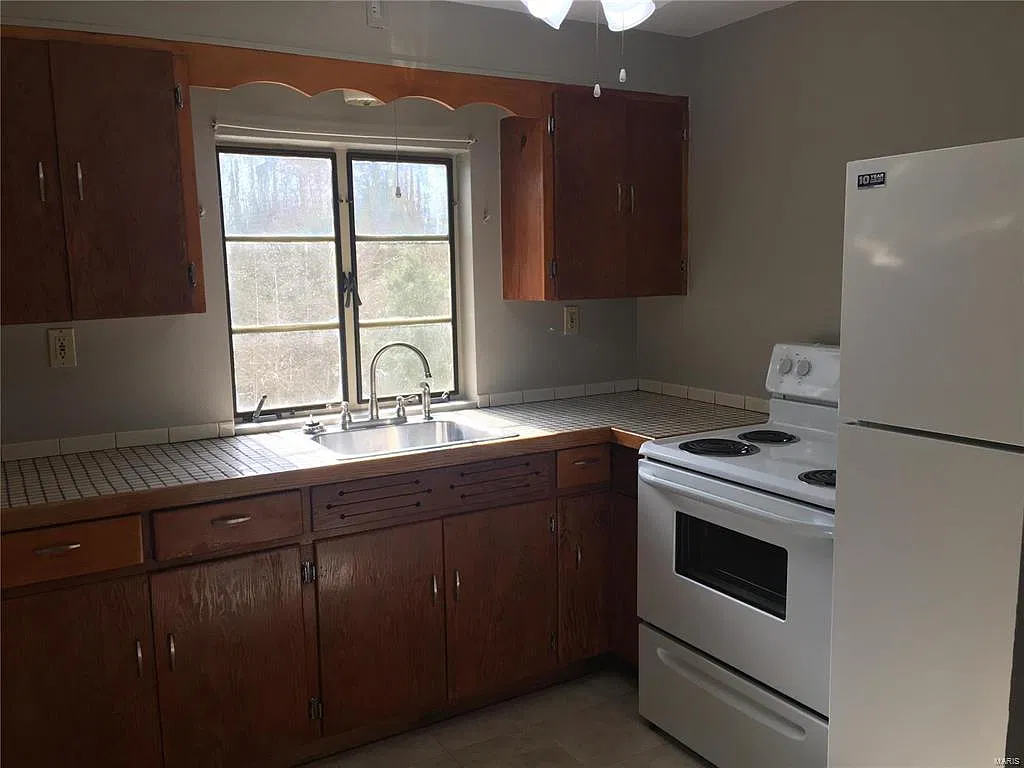 1 bed, 600 sqft, $600 — Photo 3