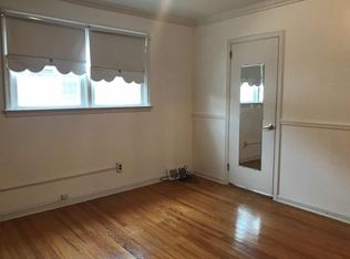 2708 Mower St, Philadelphia, PA 19152