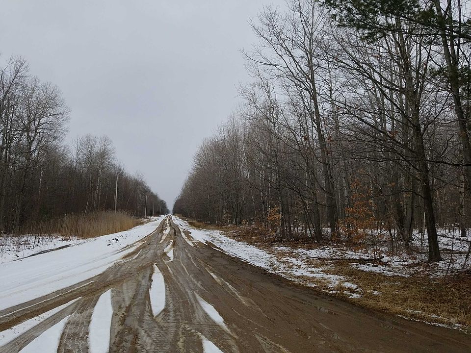 2nd image of 3767 E Curtis Rd