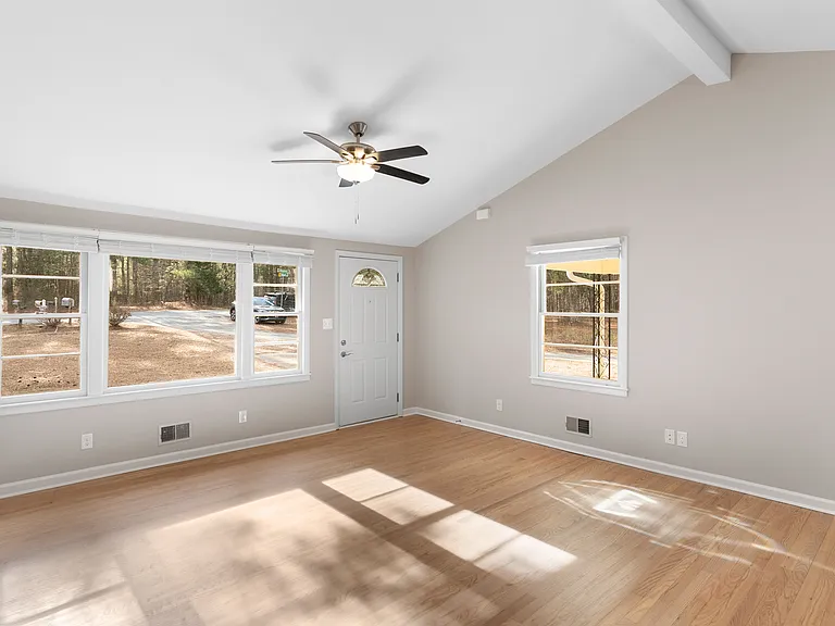 1312 Goodwin Rd — Photo 2