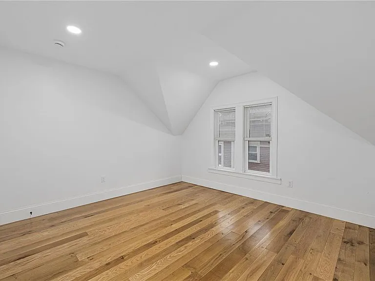 30 Cypress St #3 — Photo 12