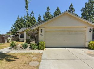 1050 Champagne Ln, Manteca, CA 95337