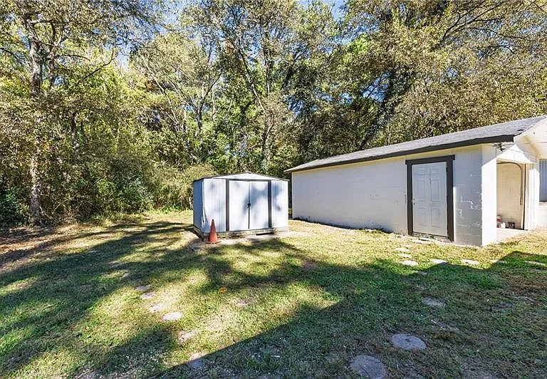 24 E Iron Belt Rd — Photo 29