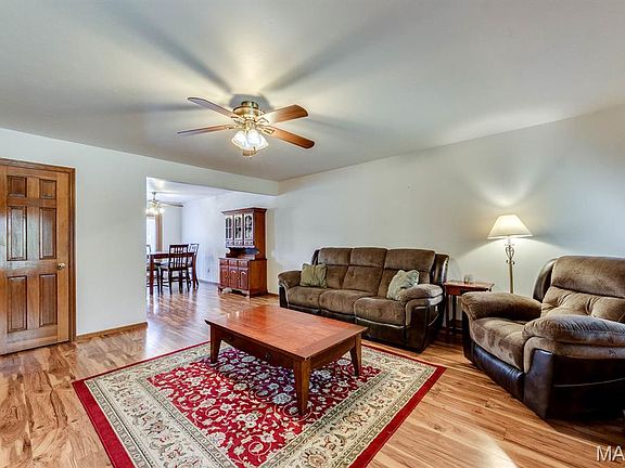 3rd image of 3307 Sherman Park Dr #3C