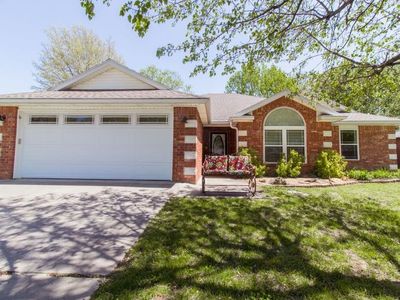 207 Lyndal Ln, Bentonville, AR, 72712