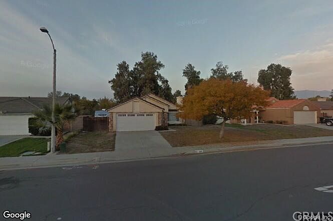1st image of 2071 Roanoke St