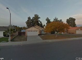 2071 Roanoke St, San Jacinto, CA 92582