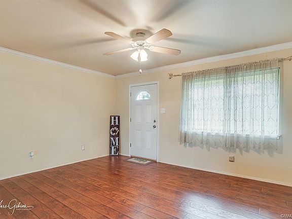 5th image of 4713 Sheryl St
