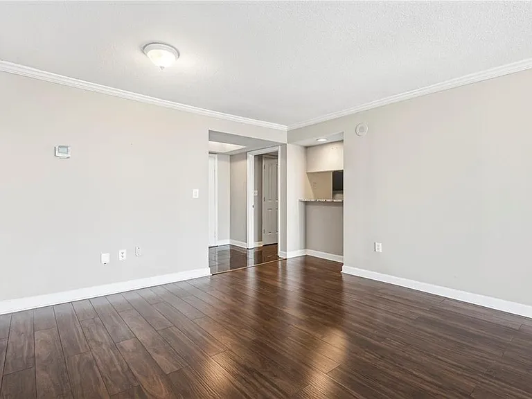 2870 Pharr Court South NW #NW-2001-2001 — Photo 5