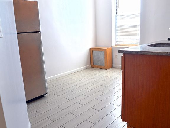 2nd image of 6769 78th St APT 2R